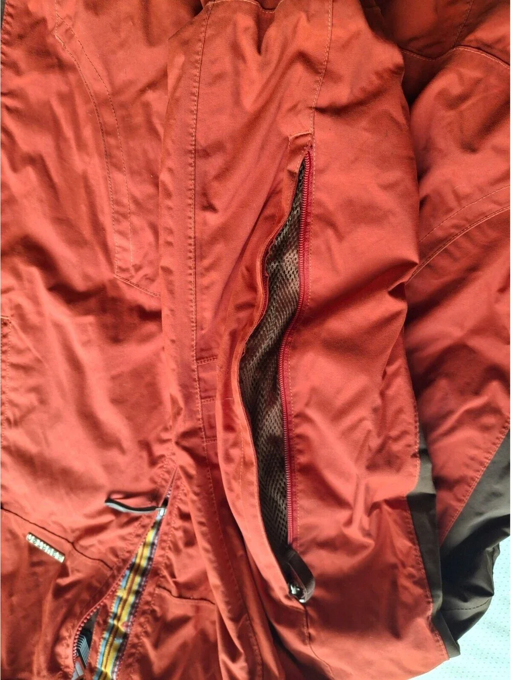 Burton Snowboards Men's S Red Hooded Insulated Ski Snowboard Jacket Y2K